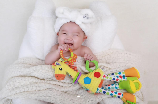 广东六个月宝宝突然发烧 广东六个月宝宝突然发烧